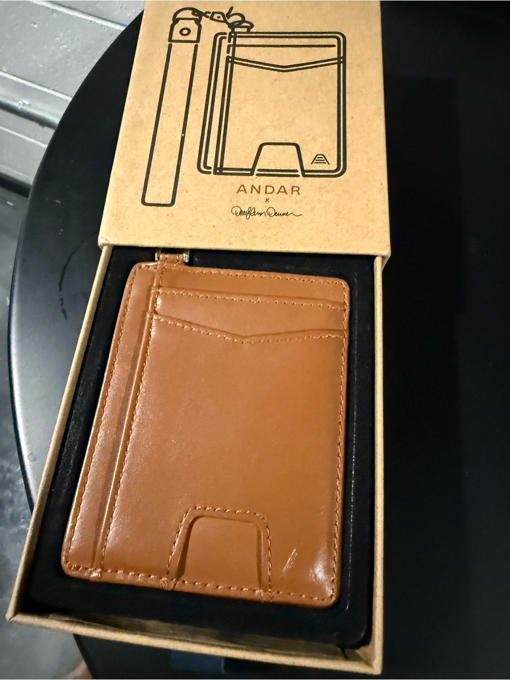 Andar Slim Card Denner Wallet Clutch in Cognac Leather